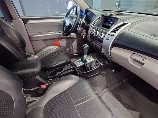 Купить Митсубиси Паджеро Спорт 2013г.