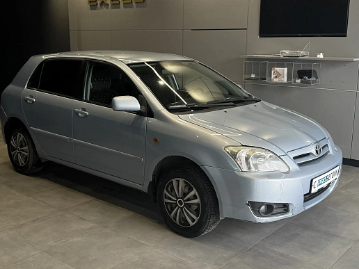 Купить Тойота Королла 2005г.