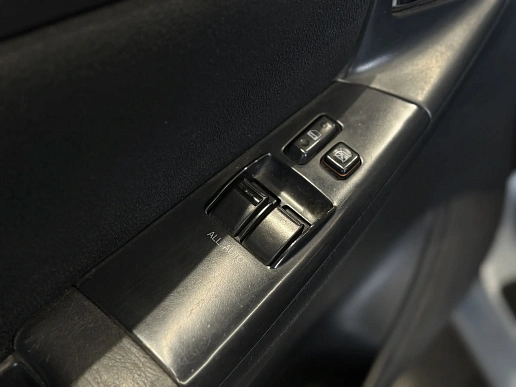 Купить Тойота Королла 2005г.